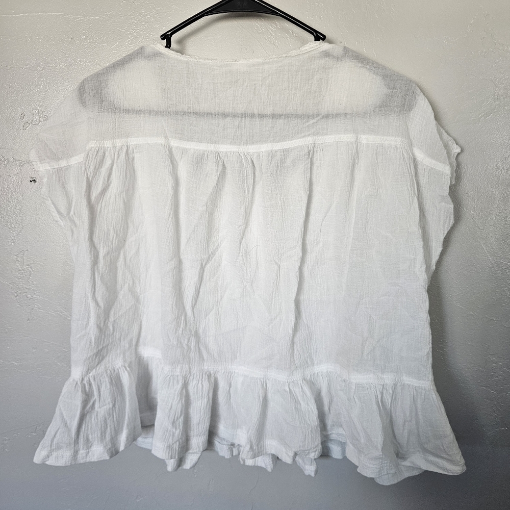 White Lace Trim Peplum Button Front Womens Small Top Short Sleeve Girly Coquette - Picture 4 of 4